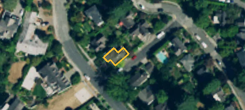 8-Unit Apartment Building
