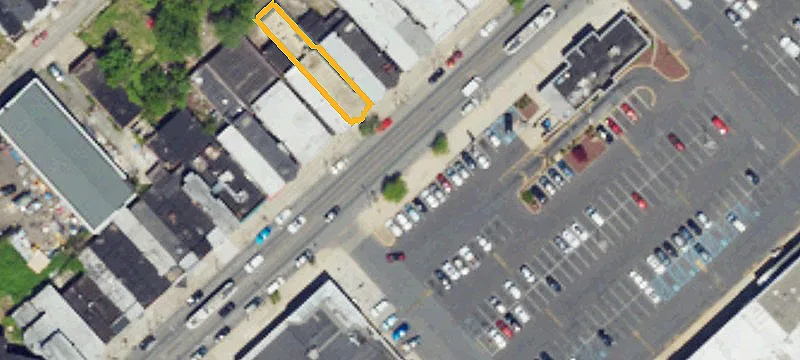 Retail Space with Ample Parking
