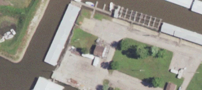 Furnished Bar and Restaurant Building