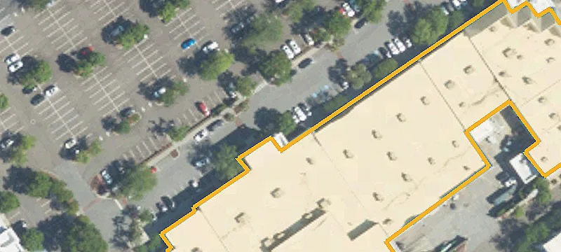 Mixed-Use Retail and Entertainment Center