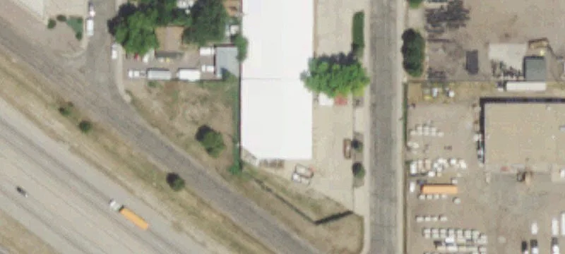 Warehouse with Direct Highway Access