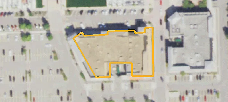 Open-Air Retail Center Space