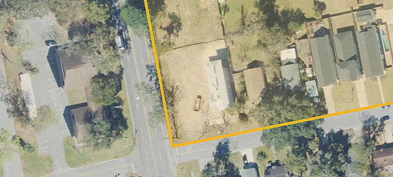 Zoned R-2 Commercial Development Lot