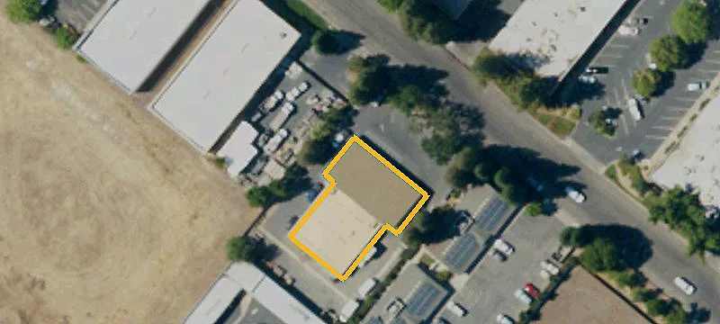 Office/Warehouse with Fenced Yard