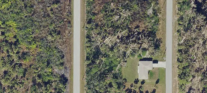 Waterfront-Adjacent Buildable Lot