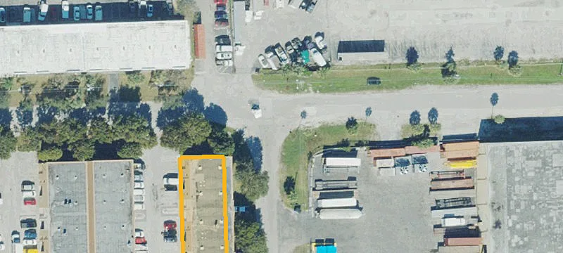 New Construction Warehouse with 2 Docks