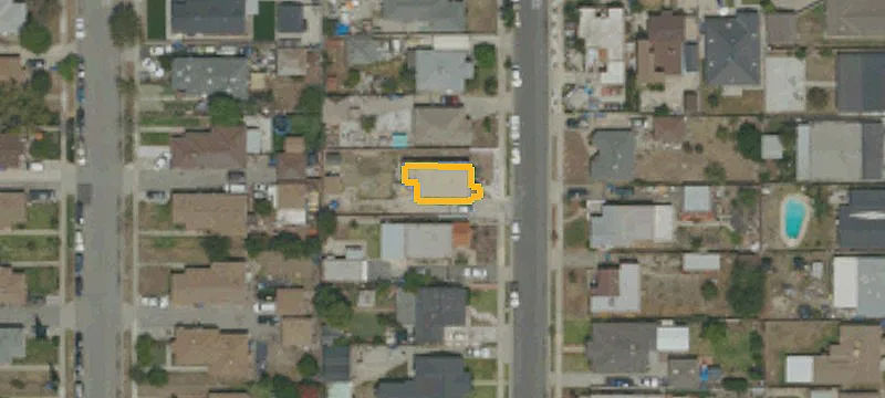 Warehouse with Paved, Fenced Yard