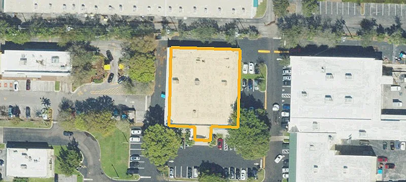 Retail Space in Publix-Anchored Center