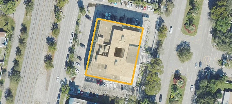 Office Atrium Lease Space