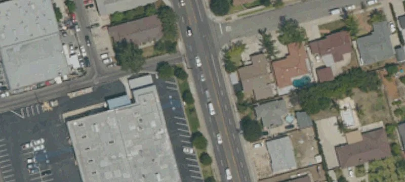 Multi-Tenant Warehouse with Loading