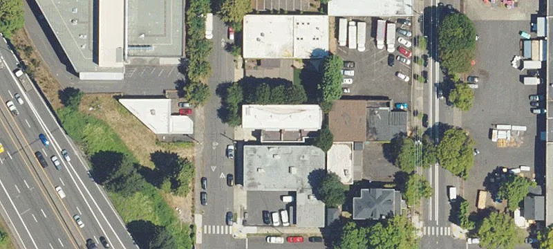 Mixed-Use Flex Warehouse Building