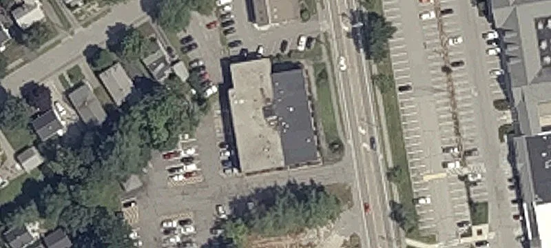 High-Visibility Retail/Office Suite