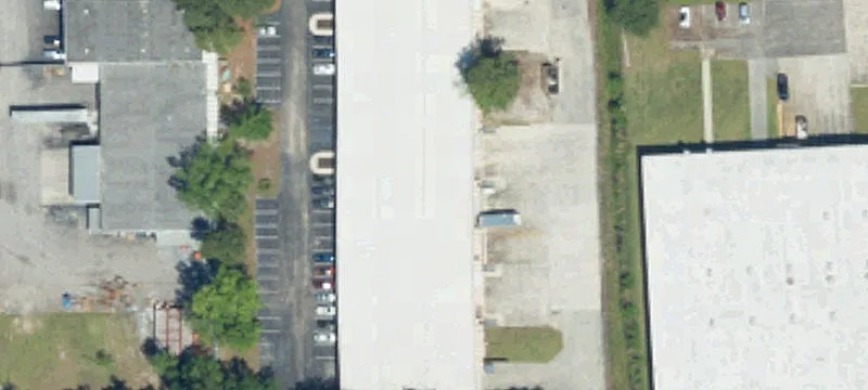 Warehouse with Private Yard