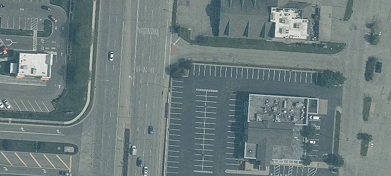 Retail Space in Major Corridor
