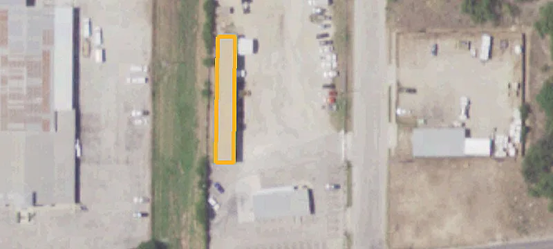 Industrial Flex Building with Fenced Yard