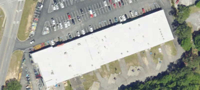 Retail Storefront With Strong Access