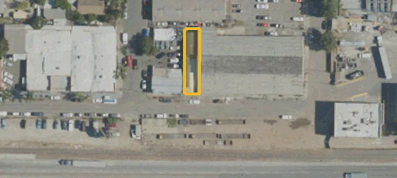 Free-Standing Building with Street Frontage
