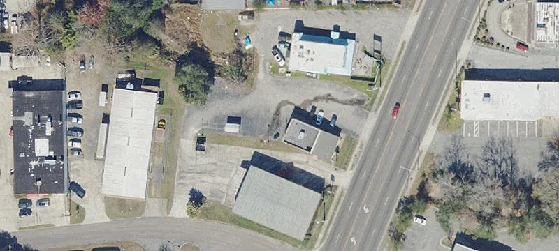 Retail/Office Frontage Property