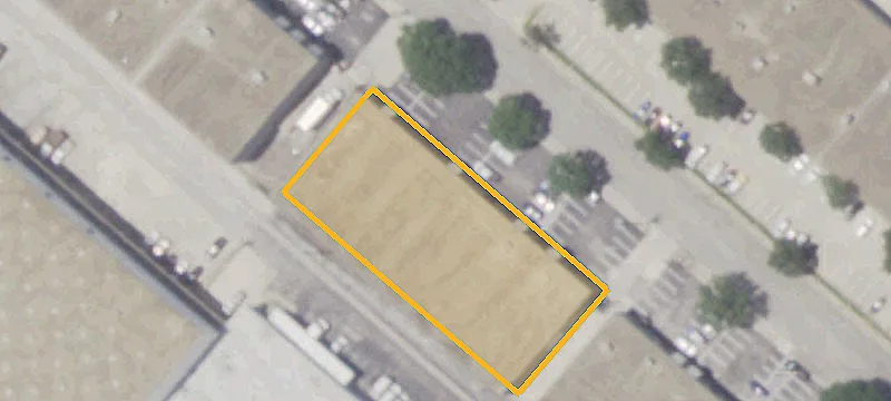 Grade-Level Loading Warehouse