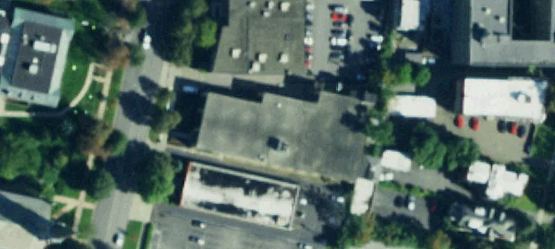 Flexible Office Suite in Masonry Building