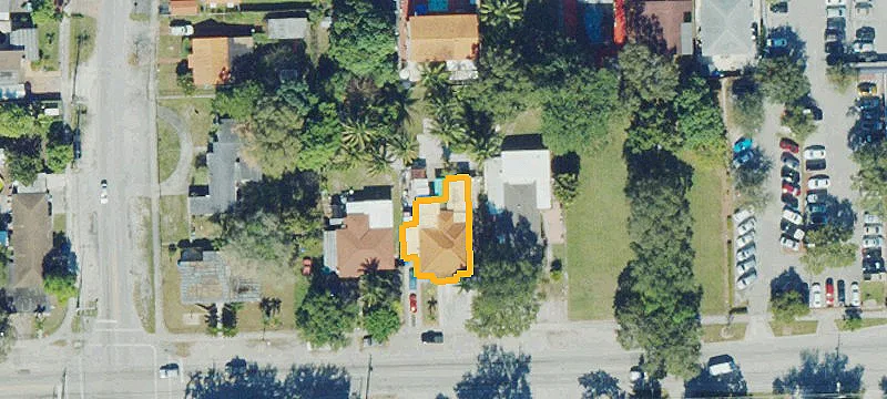 Income Triplex on Large Lot