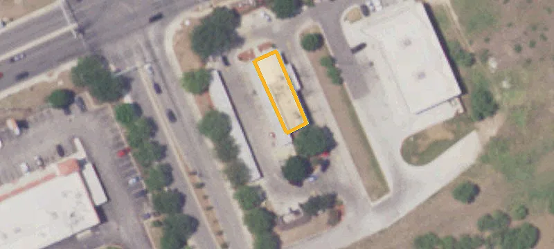 Signalized Intersection Retail End Cap
