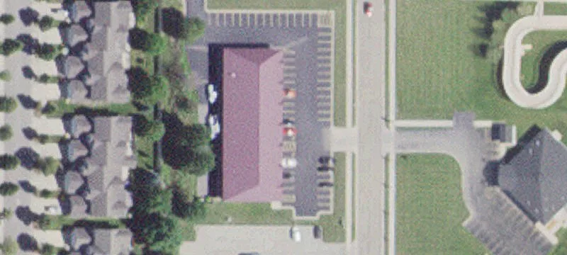 Open Retail Suite in Strip Center