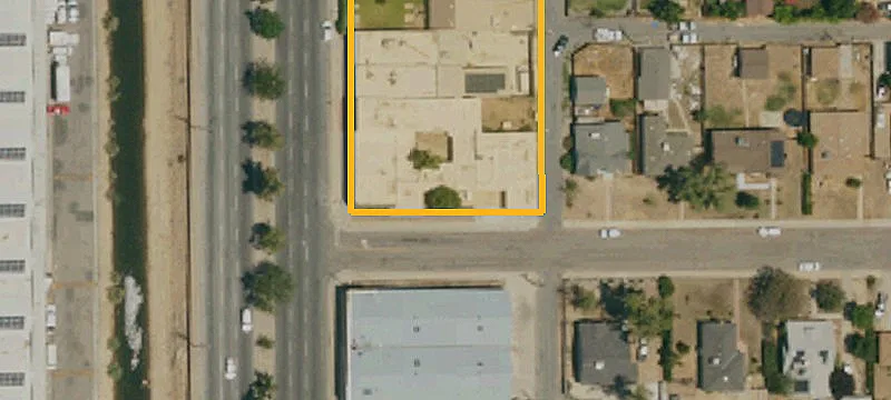 Freestanding Commercial Building