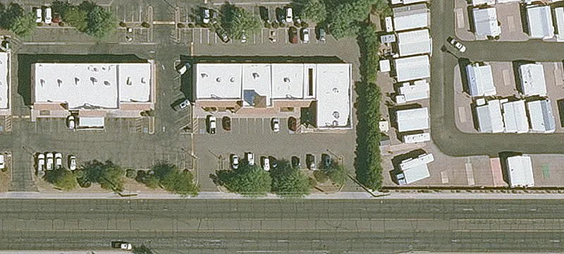 Retail Center with Suite Flexibility