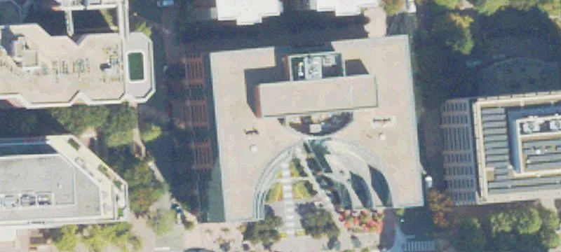 Restaurant and Fitness Courtyard Space