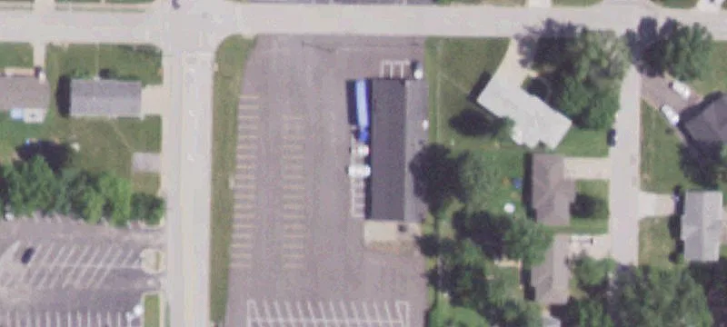 Standalone Retail Building with Coolers