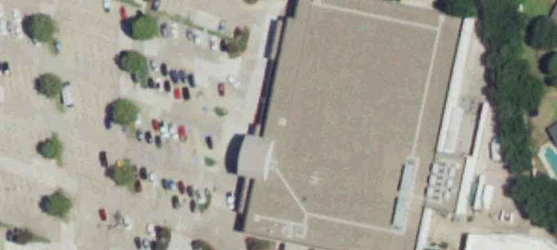 Former Kroger Retail Box