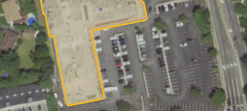 Retail Space in Shopping Center