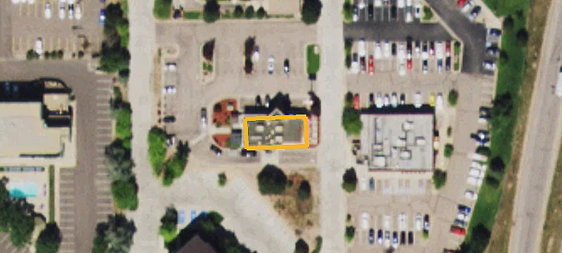Freestanding QSR with Drive-Thru