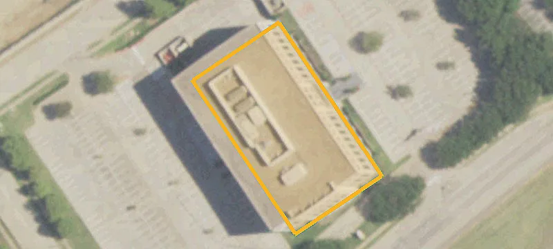 Office Building with Large Floor Plates