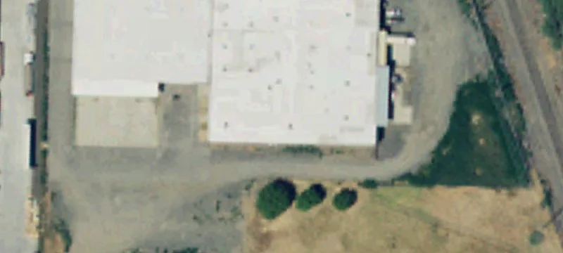 Warehouse with Dock High Loading