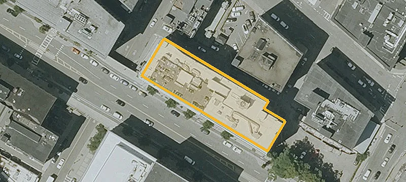 Amenity-Rich Office Building