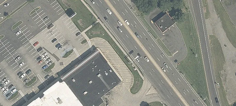 Retail Space at Signalized Intersection