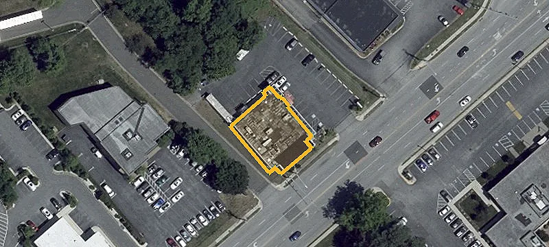 Freestanding Restaurant with Liquor License