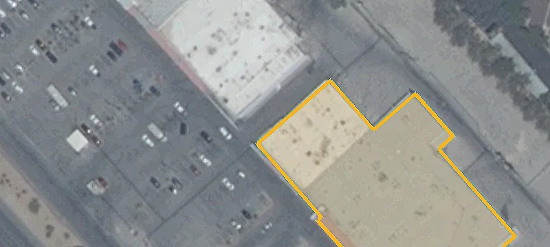 Retail End Cap Suites