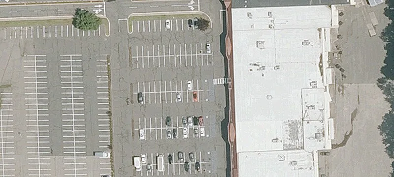 Retail Shopping Center with Grocery Anchor