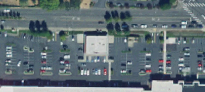 Retail Storefront in Anchored Center