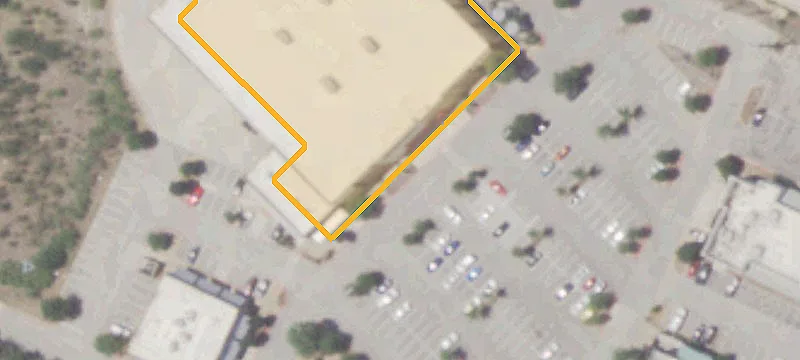 Retail Storefront in Shadow-Anchored Center
