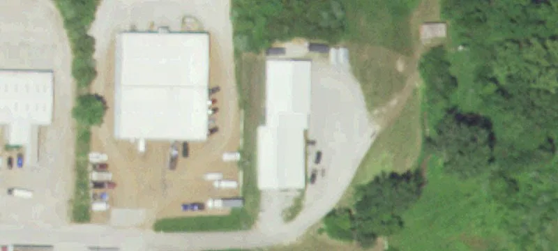 Multi-Unit Warehouse with Fenced Yard