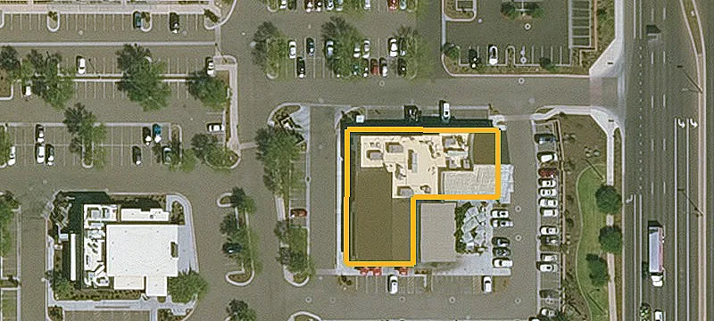 Retail Space in Shopping Center