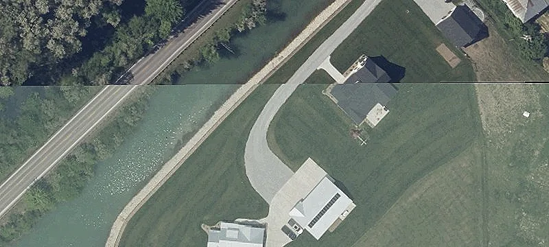 Light Industrial Facility with Overhead Doors