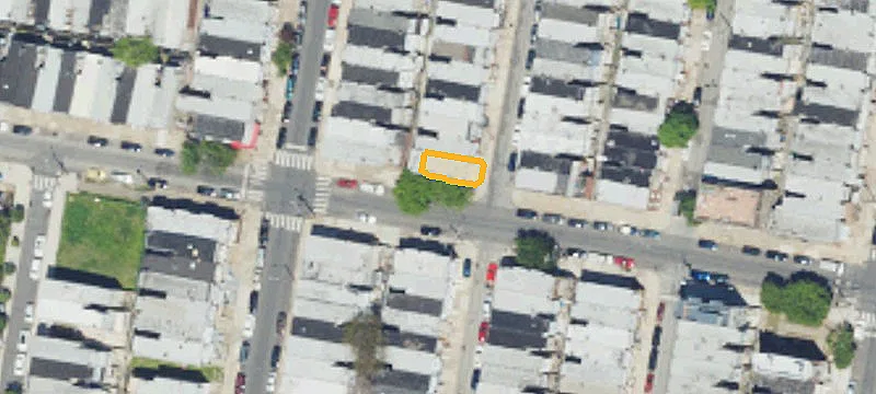 Ground-Floor Garage Warehouse Space