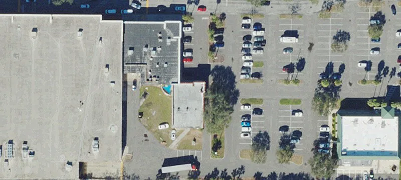 Retail Space in Publix-Anchored Center
