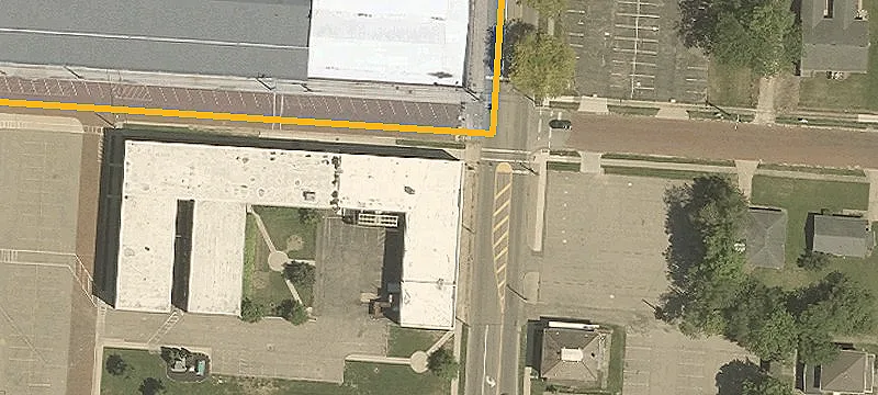 Three-Floor Flex Warehouse
