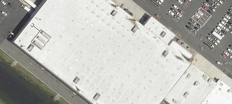 Anchored Shopping Center on US 113